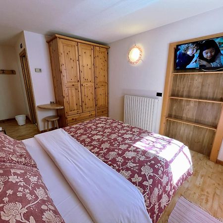 Hotel Garni Francescato Livigno Exterior foto