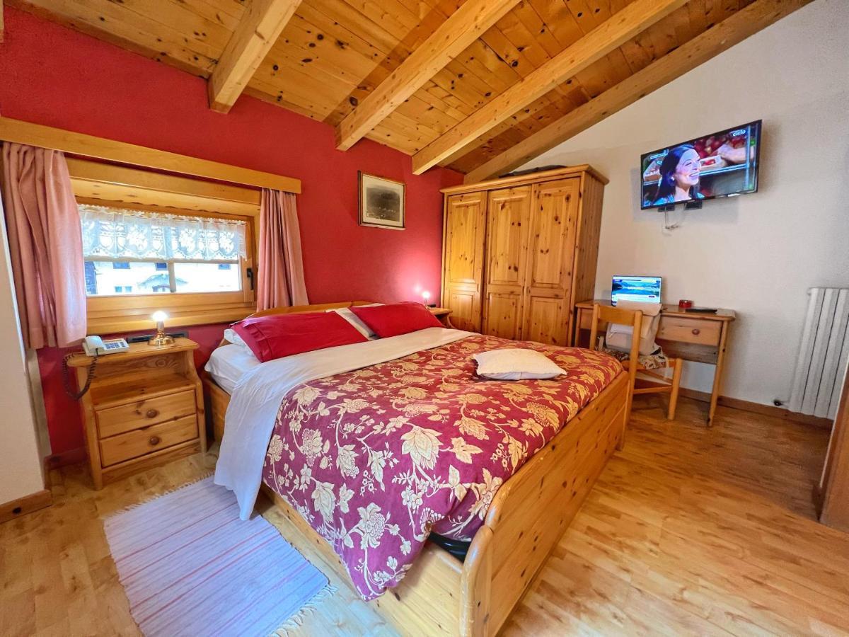Hotel Garni Francescato Livigno Exterior foto