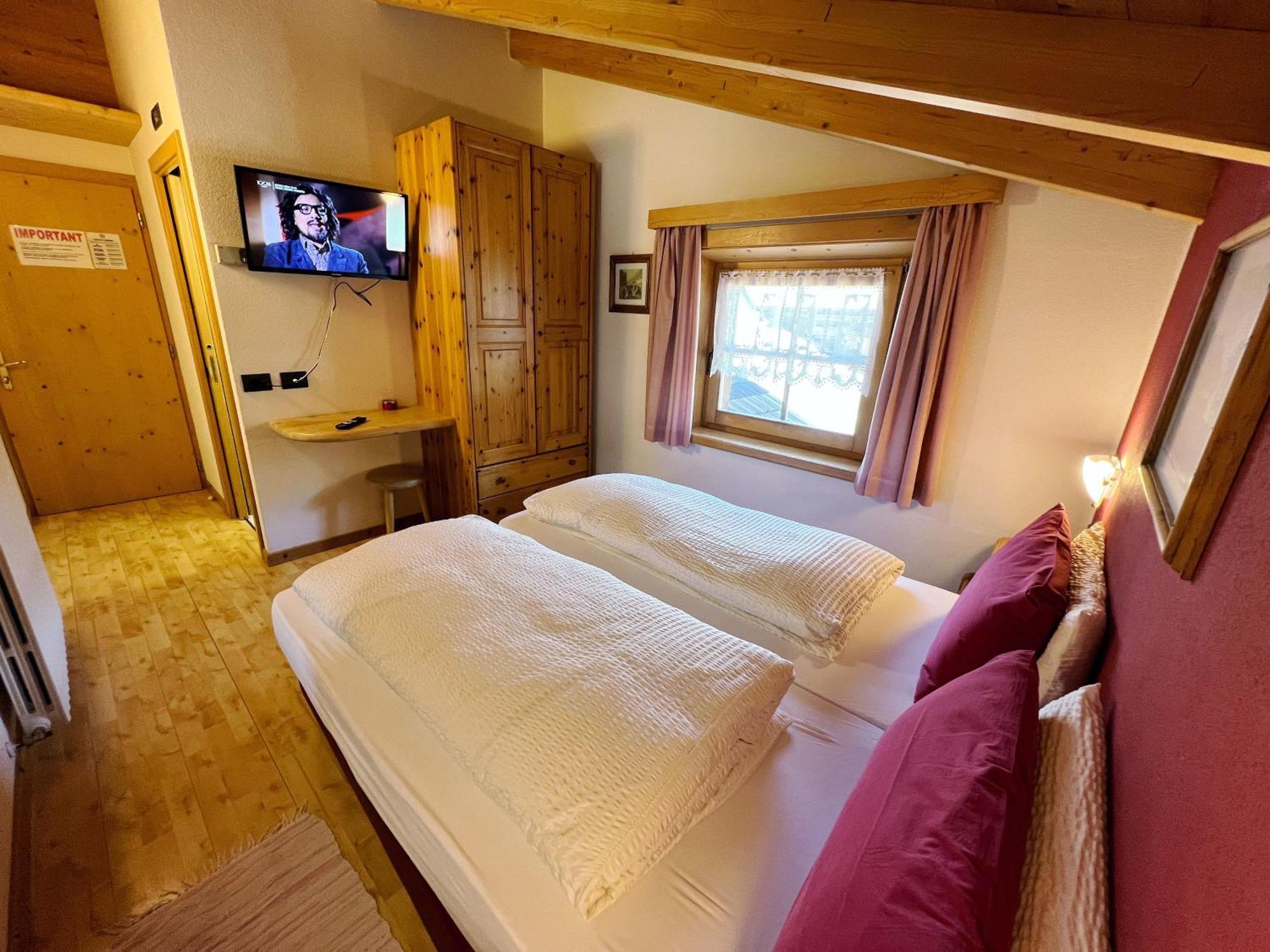 Hotel Garni Francescato Livigno Exterior foto