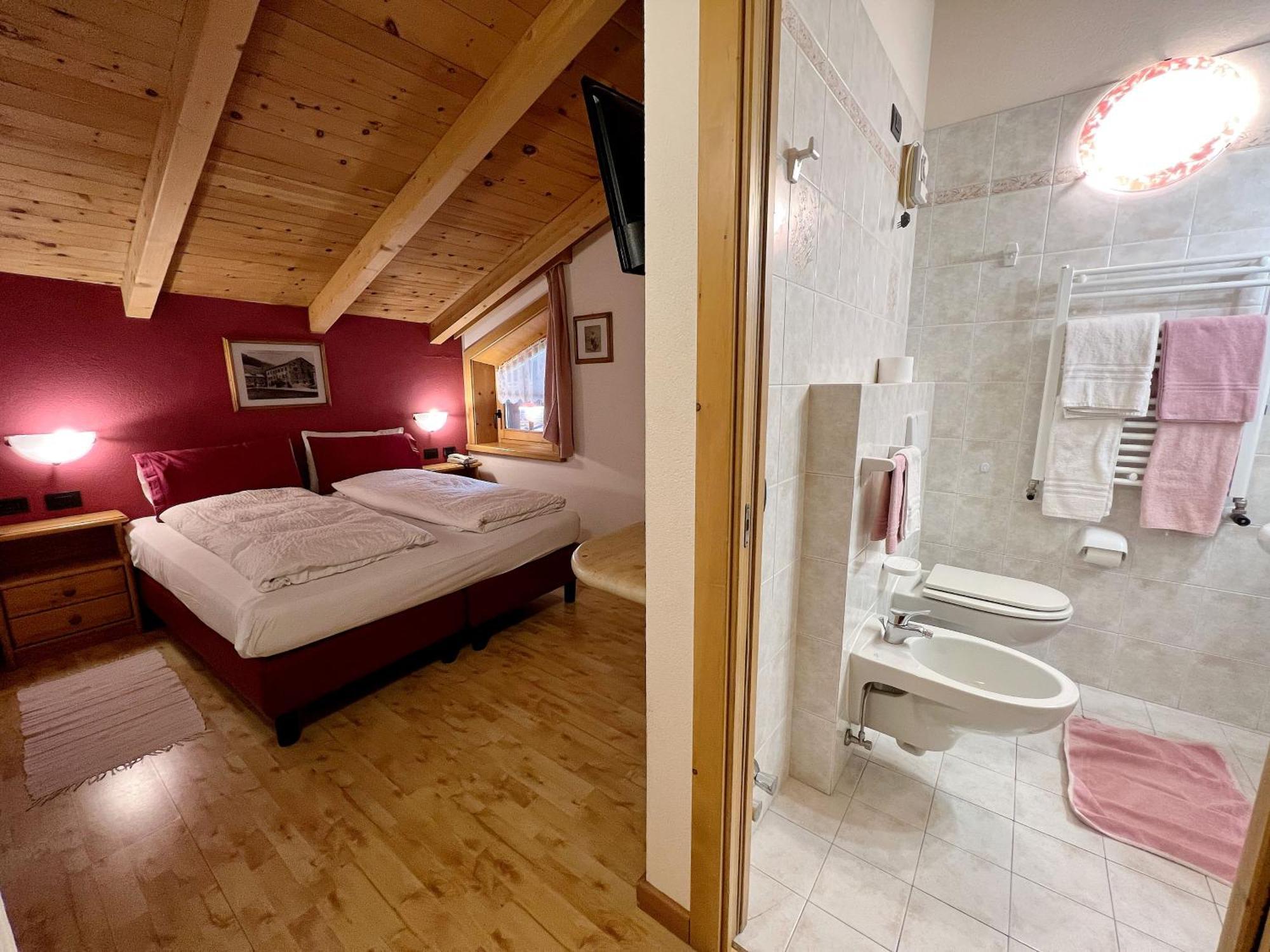 Hotel Garni Francescato Livigno Exterior foto