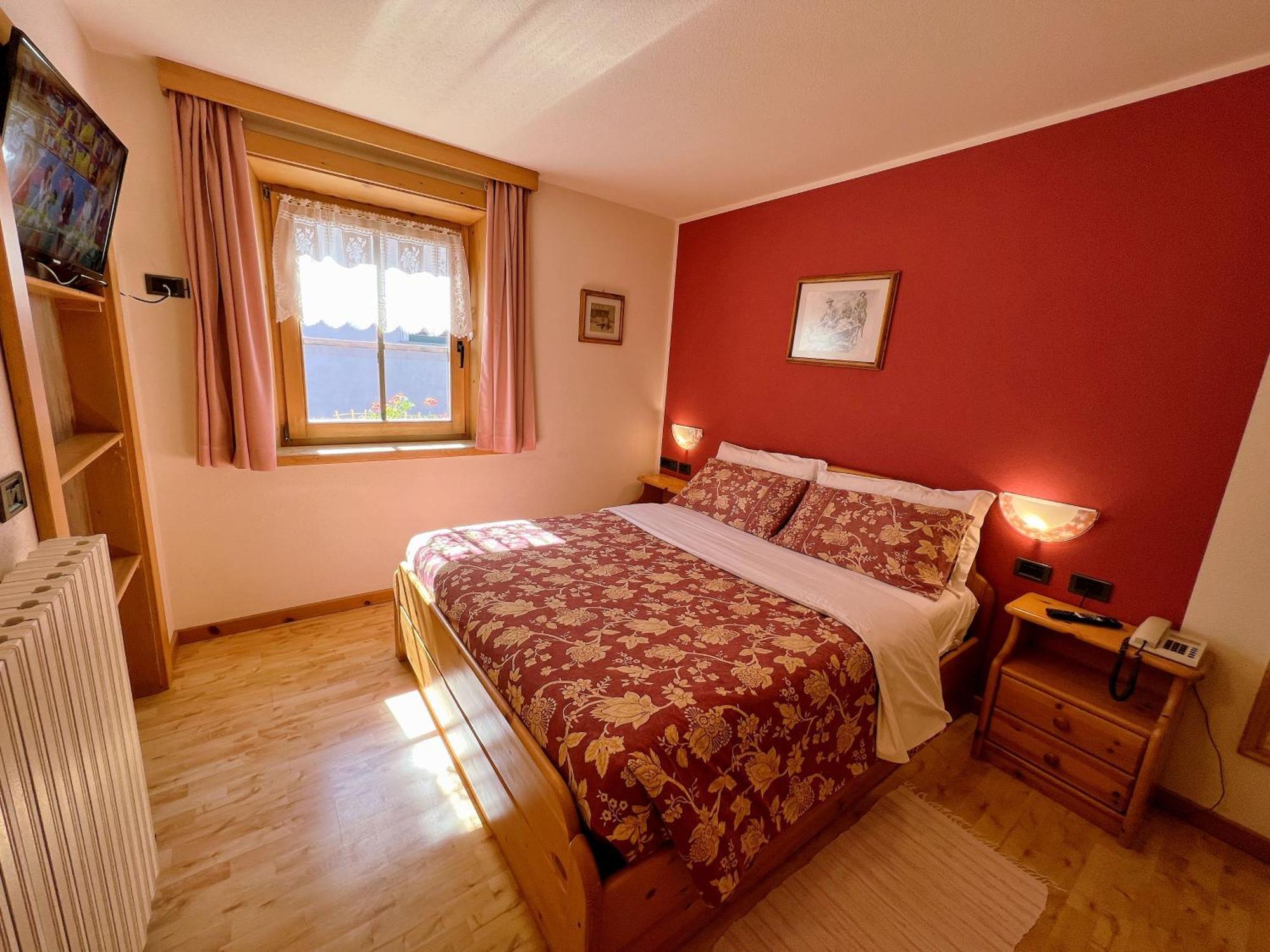 Hotel Garni Francescato Livigno Exterior foto